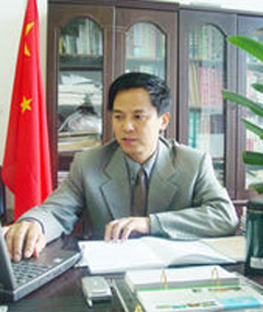 李国龙